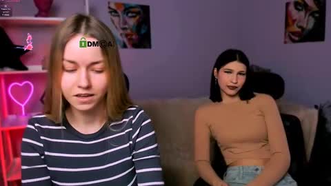 Snapshot of lily_rosss chatting on March 9, 2025, 10:08 am Lily online show from March 9, 2025, 10:08 am