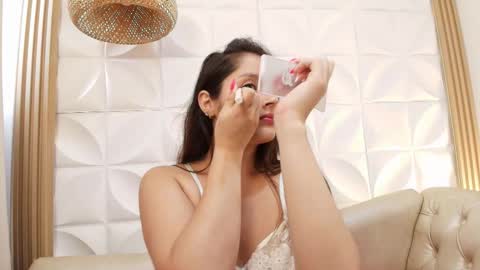 Lily Lauren online show from March 6, 2026, 2:02 pm