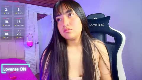 lily_waist online show from September 23, 2025, 11:13 am