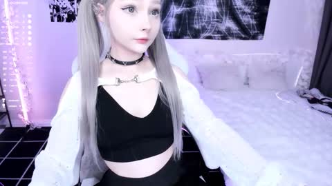 Lily online show from March 13, 2026, 1:56 am