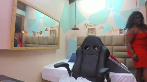 Lily online show from January 28, 2025, 9:19 am
