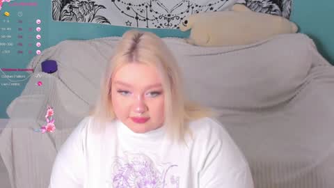 Lily online show from December 27, 2024, 1:43 am