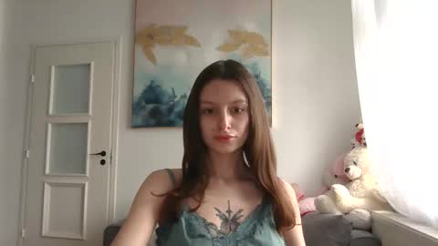 Snapshot of lilycandy_ chatting on April 25, 2026, 11:24 am lilycandy_ online show from April 25, 2026, 11:24 am
