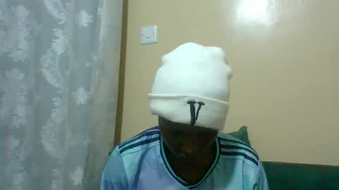 lilycute19 online show from February 20, 2026, 10:32 pm