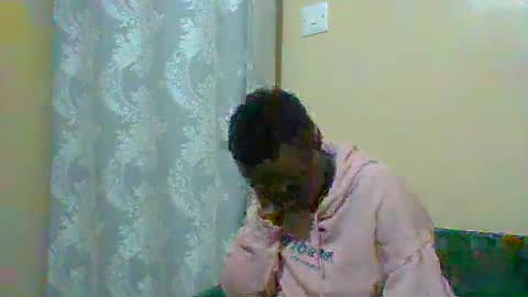 lilycute19 online show from February 25, 2026, 8:40 pm