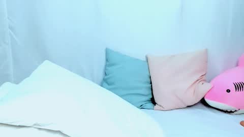 lilydavisss online show from October 1, 2025, 2:28 am