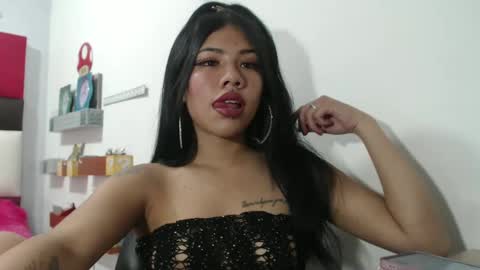 lilyjamesx online show from January 22, 2025, 9:32 pm