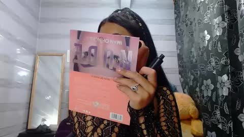 lilyjamesx online show from February 19, 2025, 10:31 pm