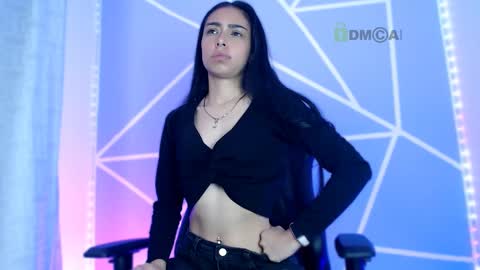 Liliana louise online show from January 10, 2025, 1:52 pm