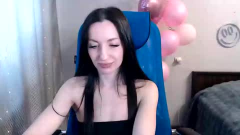 Lily online show from January 25, 2025, 8:42 am