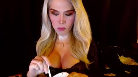 IM YOUR TRUE GODESS Lilymonstercock online show from December 13, 2024, 7:53 pm