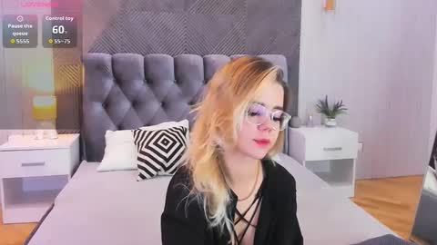 Rose online show from October 14, 2025, 5:30 am