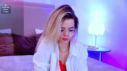 Rose online show from March 25, 2026, 5:35 am