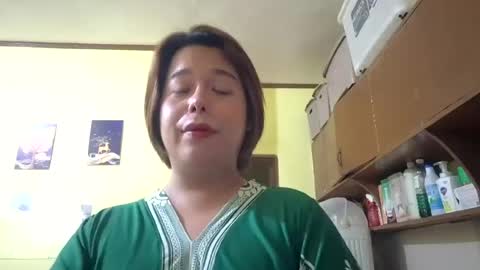 Snapshot of lilysette chatting on June 16, 2026, 12:41 pm lilysette online show from June 16, 2026, 12:41 pm