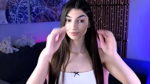 Lily online show from January 7, 2026, 5:04 pm