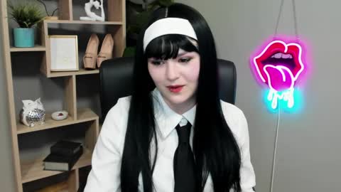 Lily online show from March 28, 2026, 4:06 pm