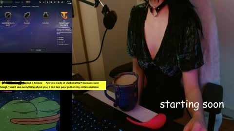 Lily Rone online show from May 8, 2026, 1:22 am