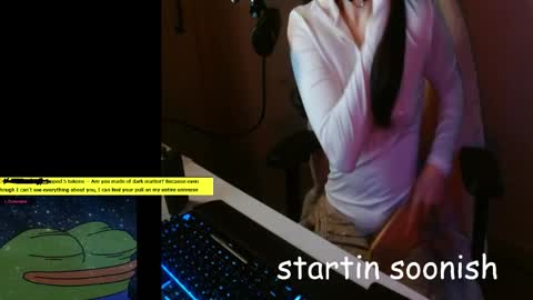 Snapshot of lilythrone chatting on May 18, 2026, 1:24 am Lily Rone online show from May 18, 2026, 1:24 am