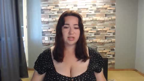 busty princess online show from September 21, 2025, 6:26 am