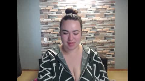 busty princess online show from October 30, 2025, 6:15 am