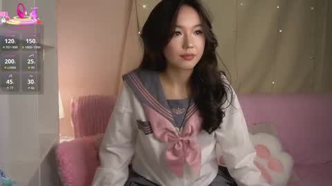 Lin Use menu to play with me  online show from October 1, 2025, 7:20 pm