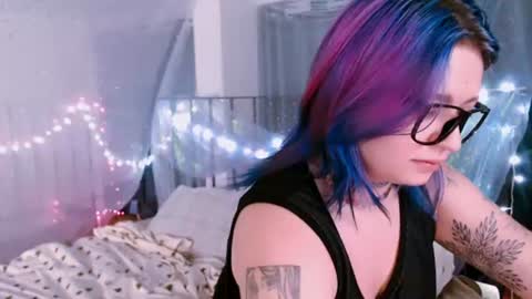 Lina2D tyan online show from June 19, 2026, 5:39 pm