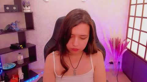 Snapshot of lina_brownie chatting on December 29, 2024, 5:21 am Lina online show from December 29, 2024, 5:21 am