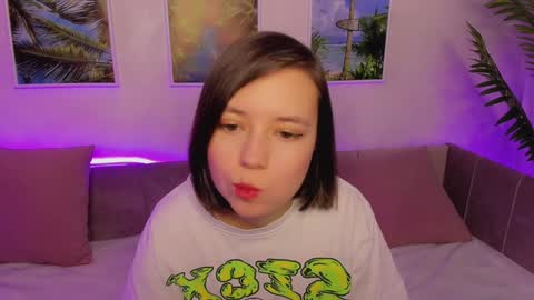 Snapshot of lina_brownie chatting on January 19, 2025, 5:15 am Lina online show from January 19, 2025, 5:15 am
