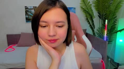 Snapshot of lina_brownie chatting on February 4, 2025, 2:07 am Lina online show from February 4, 2025, 2:07 am