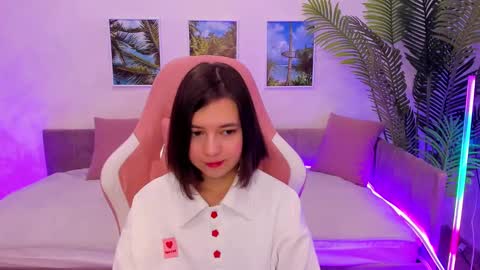 Snapshot of lina_brownie chatting on February 18, 2025, 1:54 am Lina online show from February 18, 2025, 1:54 am