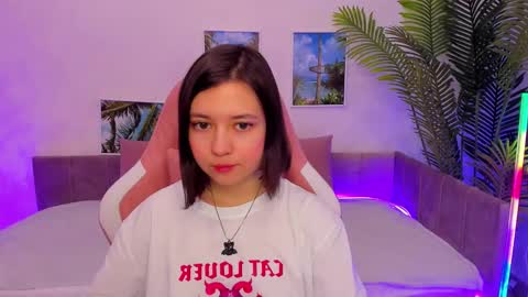 Snapshot of lina_brownie chatting on February 19, 2025, 1:51 am Lina online show from February 19, 2025, 1:51 am