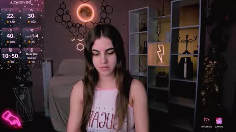 lina_fox12 online show from December 3, 2025, 1:20 pm