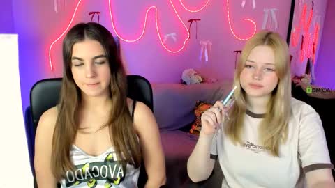 lina_fox12 online show from March 25, 2026, 1:28 pm