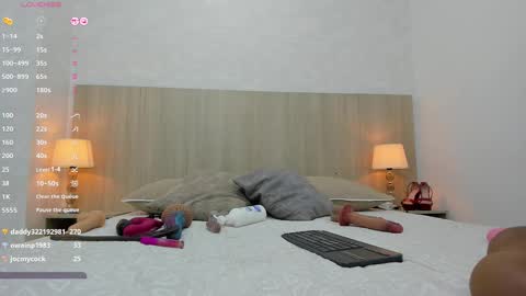   online show from February 13, 2025, 2:42 pm