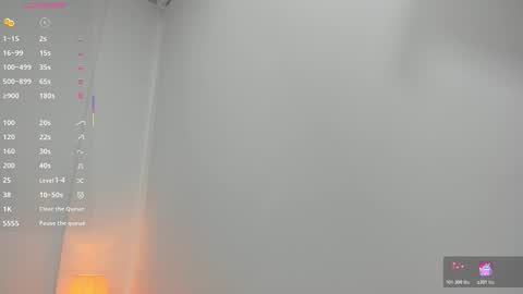   online show from October 26, 2025, 12:22 pm