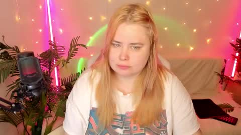 lina_linx online show from January 20, 2025, 8:09 am