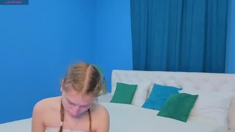 lina_massey online show from May 24, 2026, 12:26 am
