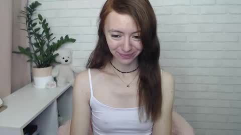 Lina Rouge online show from October 2, 2025, 4:52 am