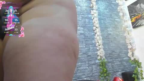 LINA SANCHEZ online show from February 20, 2026, 8:09 pm