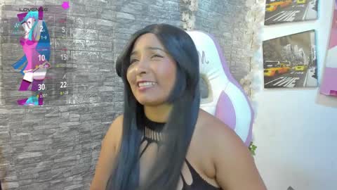 LINA SANCHEZ online show from April 11, 2026, 8:24 pm