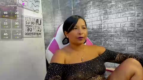 LINA SANCHEZ online show from July 20, 2026, 1:46 pm
