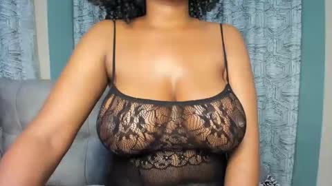 lina sexy58 online show from November 10, 2025, 10:31 pm