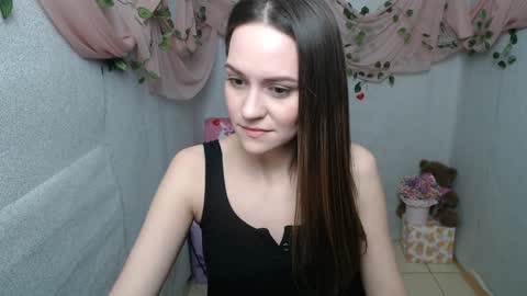 Lina online show from January 22, 2025, 6:42 am