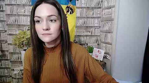 Lina online show from October 16, 2025, 7:20 am