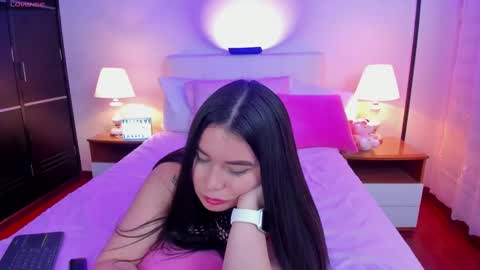 lina online show from January 31, 2025, 1:11 am