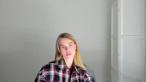 Snapshot of linabey chatting on October 24, 2025, 3:08 pm linabey online show from October 24, 2025, 3:08 pm