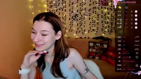 Lina online show from November 2, 2025, 2:58 am