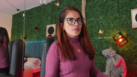 Snapshot of linagh chatting on April 10, 2026, 11:26 am Lina online show from April 10, 2026, 11:26 am