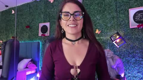 Snapshot of linagh chatting on April 11, 2026, 11:36 am Lina online show from April 11, 2026, 11:36 am