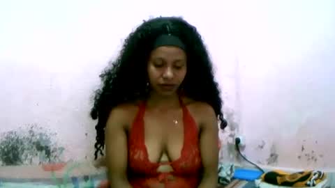 linah1123 online show from March 5, 2026, 2:46 pm